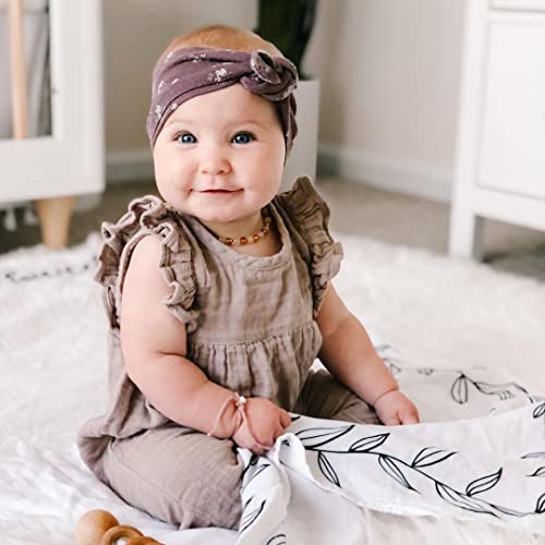 Organic Baby Milestone Blanket - 1-12 Months Neutral 47x47 with Frame and Disc