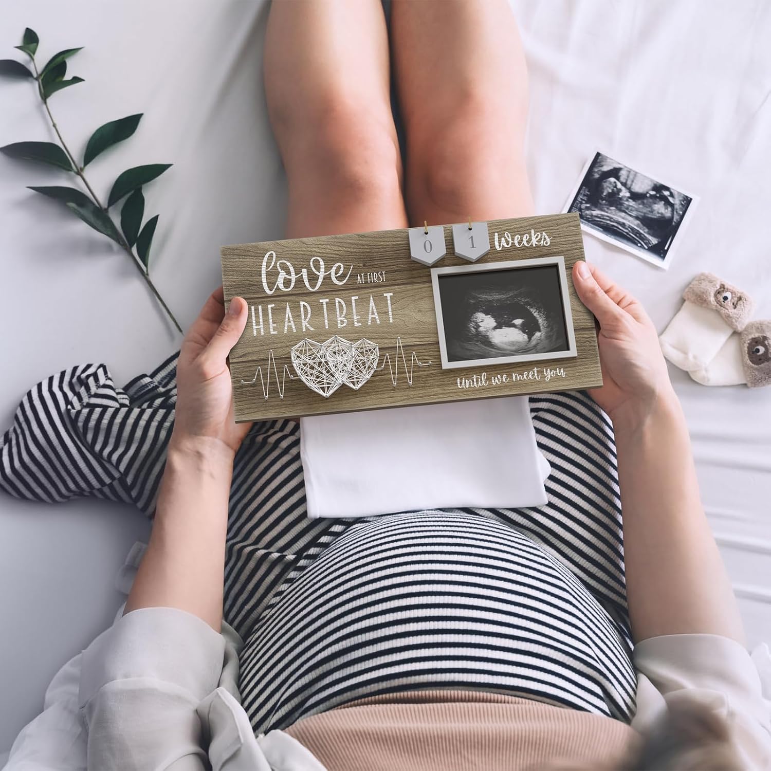EURSET Baby Countdown Ultrasound Picture Frame - 4x3 Keepsake