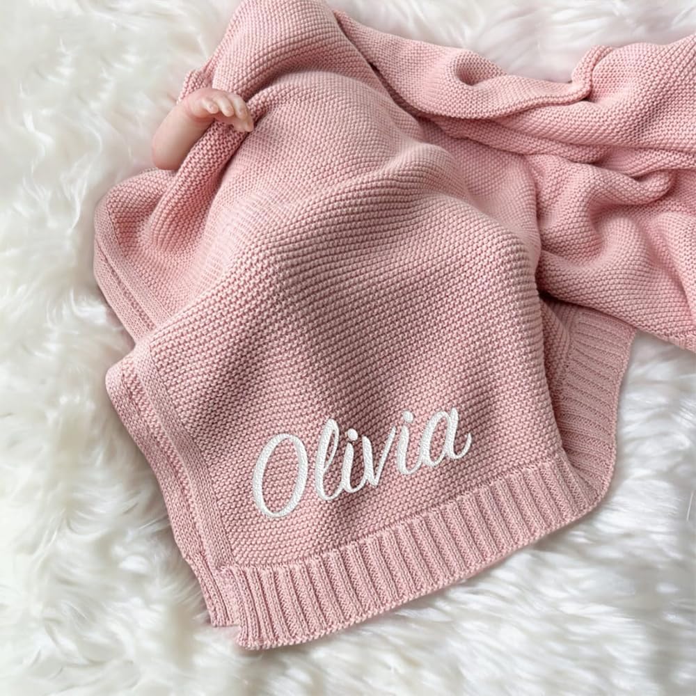 IZI POD Knit Baby Blanket with Name Embroidery