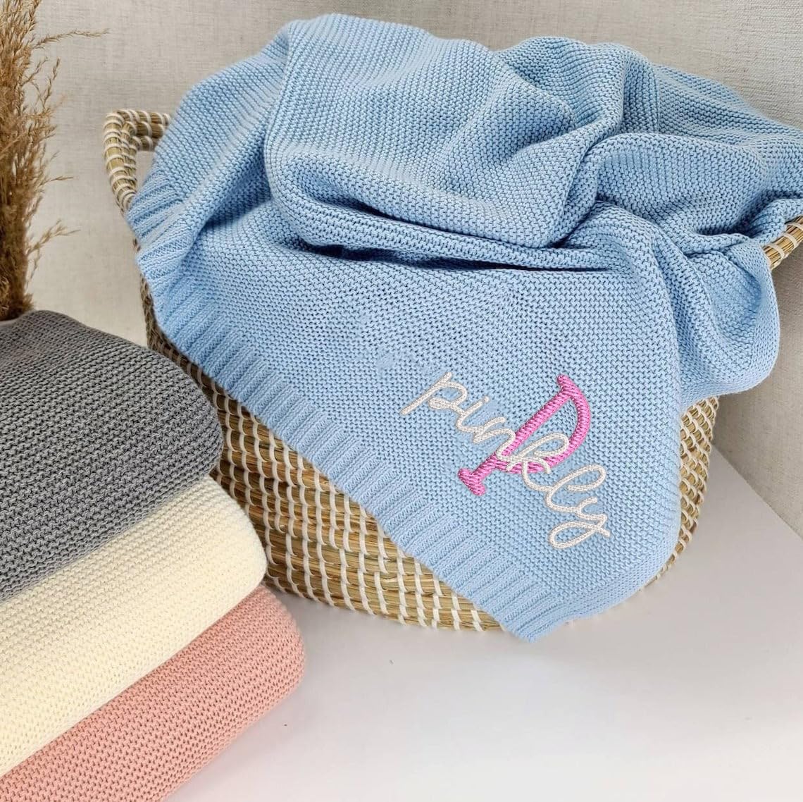 LOVELYPOD Personalized Knit Baby Blanket with Name