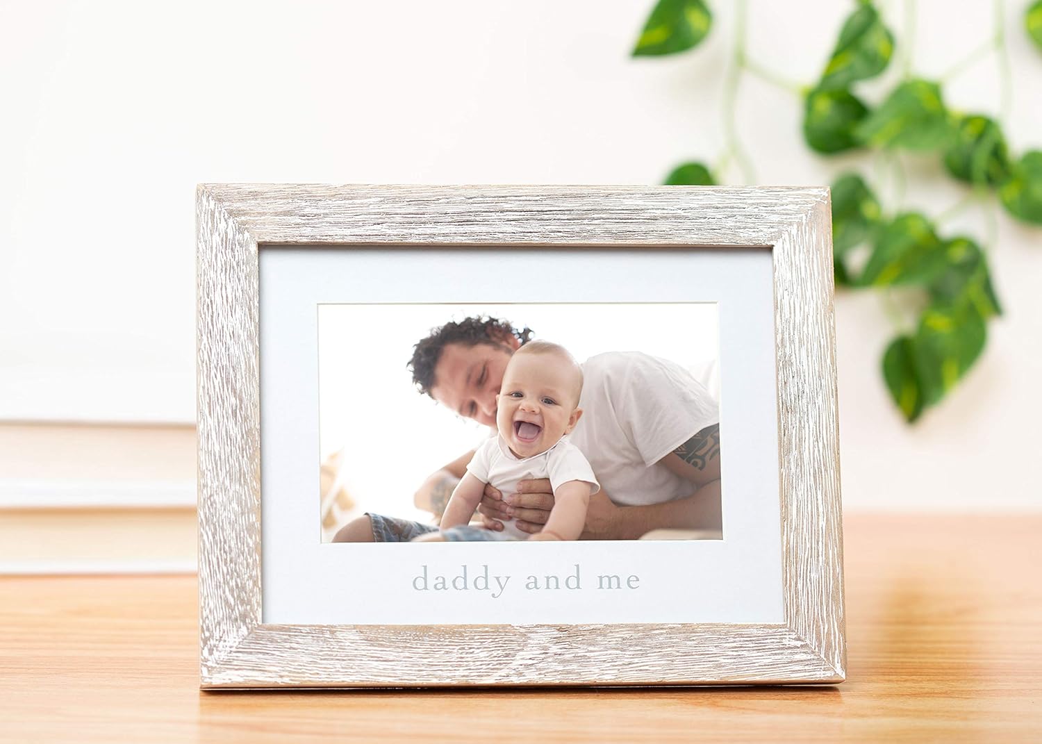 Pearhead Daddy Me Baby Picture Frame - 4x6 Wood Frame