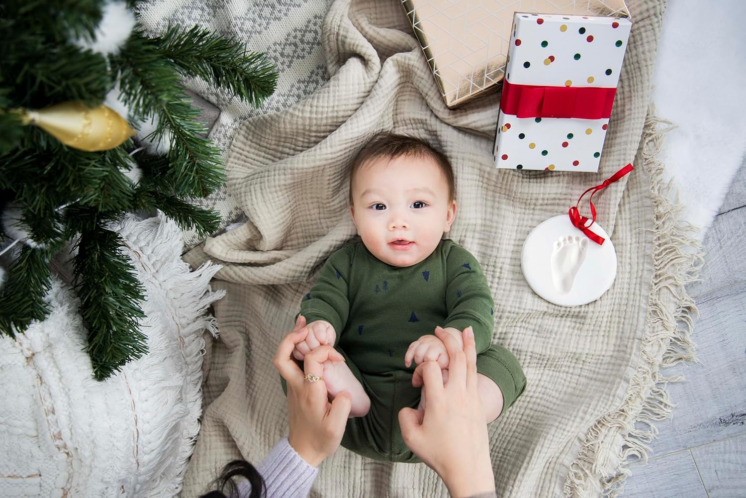 Pearhead Babyprints Ornament Kit Babys First Christmas Keepsake